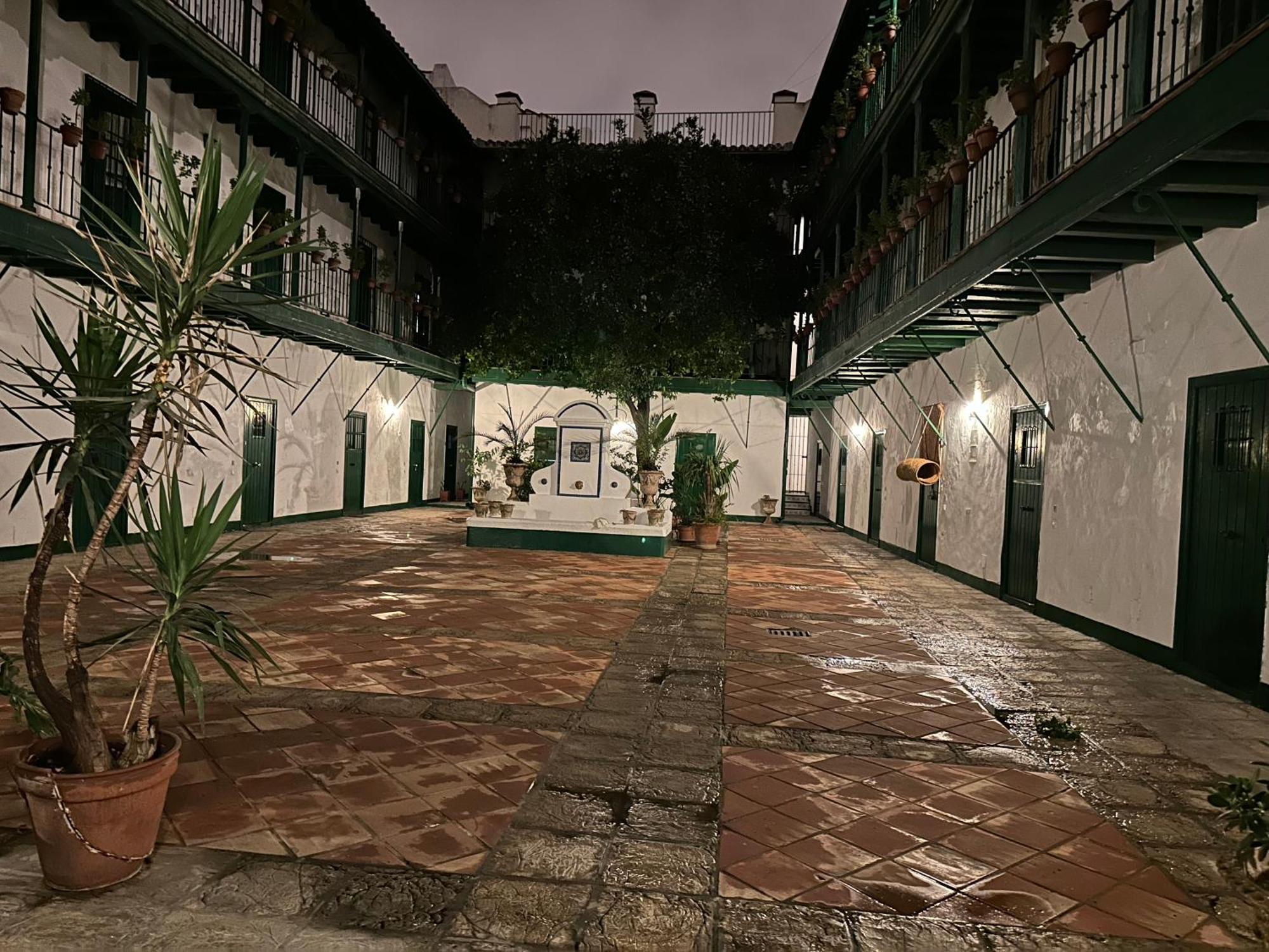 Casa Duque Compartida Familiar 2- Habitacion Bano Propio Sevilla Exteriör bild