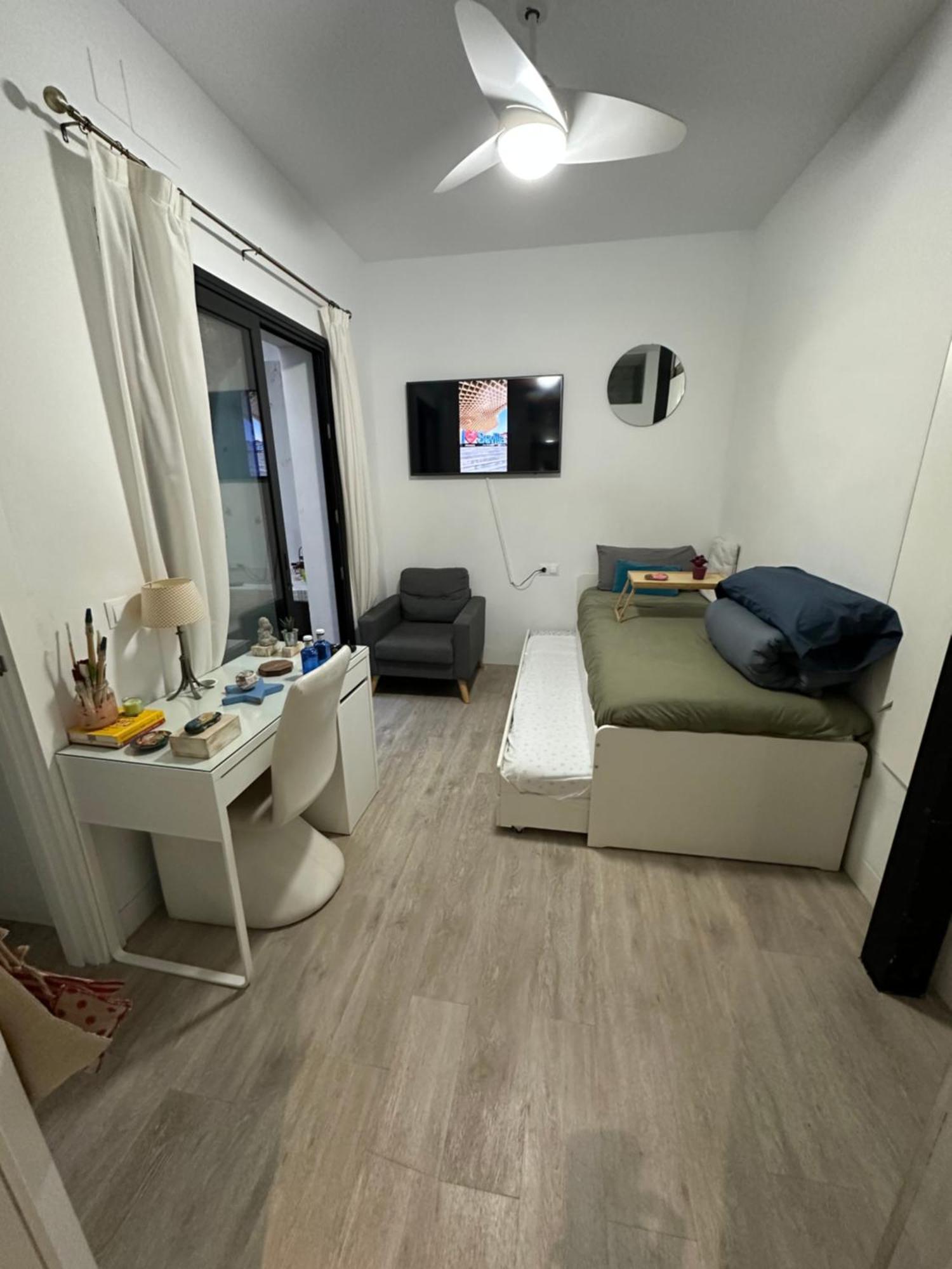 Casa Duque Compartida Familiar 2- Habitacion Bano Propio Sevilla Exteriör bild